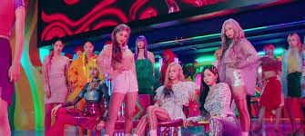 The group debuted on november 17, 2020 with the release of their debut single. Sm S K Pop Girl Group Aespa Makes Stunning Debut Industry Global News24