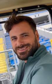 Proposal and Love Expression Conversation