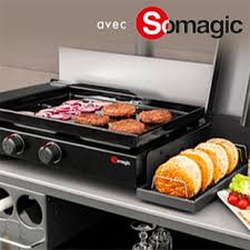 Ce chariot à plancha est très pratique, vous pouvez l'utiliser pour accueillir votre plancha à gaz ou électrique, poser vos plats ou stockez des sauces ou épices grâce à. Jeu Elle A Table 5 Planchas A Gaz Somagic Desserte A Gagner