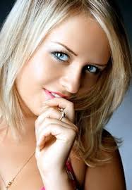 You Know You Are Dating A Russian Woman When Connect With Local Girls Looks Online Partner For Casual Date Make No Strings Relationship With Women For One Night Nea In 2020 Local Girls Dating Women Russian Women