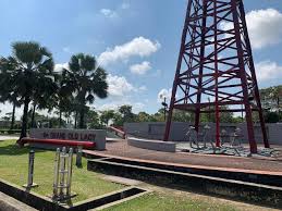 Today, the old well shares her historical stories with the petroleum museum which is a popular. Kenapa Bukit Canada Miri Digelar Bukit Si Wanita Tua Libur
