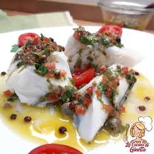 Tagliate a pezzetti piccoli anche il baccalà. Baccala Bollito Ai Sapori Mediterranei La Cucina Di Ginetta