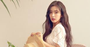 Top them off with a cream cheese frosting that's just as tasty as the red velvet cupcake itself. Red Velvet S Irene Reveals How She Passed Her Time During Hiatus Allkpop