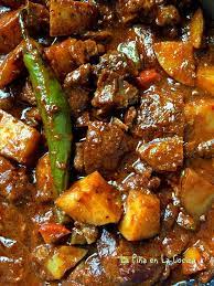 Beef And Potatoes In Salsa Bistec Con Papas En Salsa La Pina En La Cocina Recipe Round Steak Recipes Mexican Food Recipes Beef Thin Steak Recipes