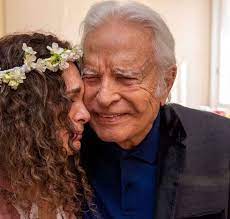 Check spelling or type a new query. Cid Moreira Celebra 20 Anos Ao Lado Da Esposa Fatima Nao Sei Como Explicar Esse Amor Estrelando