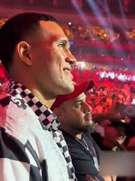 Qué Artista Cantó En La Entrada Al Rin De David Benavides