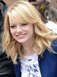 Emma Stone Medium Layered Hairstyles Popular Haircuts Medium Hair Styles Stylish Hair Medium Length Hair Styles