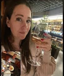 Roshonda Lewis's Instagram, Twitter & Facebook