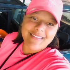 Mildred Espinal's Instagram, Twitter & Facebook