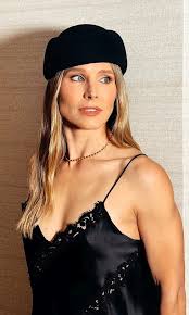 Hii halo 🌹💕 garima g sam to you 🌹 love you like nice 👍👍