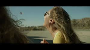 Amazon.com: Ingrid Goes West [DVD] : Aubrey Plaza, Elizabeth Olsen, Billy  Magnussen, Wyatt Russell, Pom Klementieff, O'Shea Jackson Jr., Matt Spicer,  Jared Ian Goldman, Tim White, Trevor White, Adam Mirels, Robert Mirels,