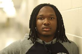 Manning keeps rolling along as Benton surge continues