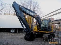 John Deere 135D Excavator