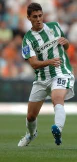 Danilo avelar tem 32 anos (09/06/1989). Danilo Avelar Wikipedia