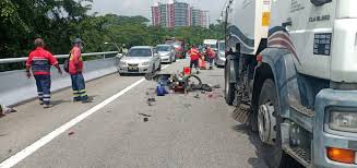 Ini bermakna sebanyak 29 nyawa bakal menjadi mangsa kemalangan jalan raya setiap hari pada tahun 2020. Info Kemalangan Bencana Malaysia Ikbmcrew Info Twitter