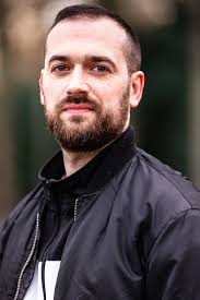 Adrian Figueroa's Instagram, Twitter & Facebook