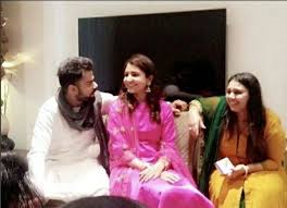 Pin By Rohini Singh On Best Duo S Virat Kohli And Anushka Virat And Anushka Anushka Sharma