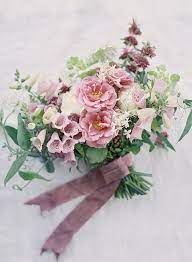 Bouquet by oakes fields, photo by laura murray via wedding chicks. Beautiful Wedding Bouquet Inspiration Flower Bouquet Wedding Bridal Bouquet Flower Arrangements