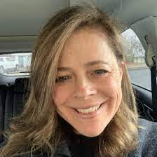 Dorothea Lawrence's Instagram, Twitter & Facebook