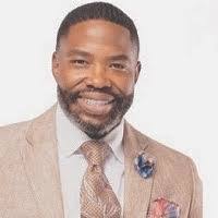 Travis Pearsall's Instagram, Twitter & Facebook