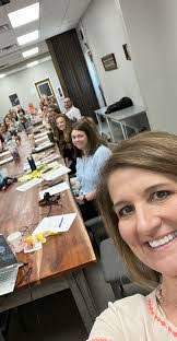 Bethany Kinder's Instagram, Twitter & Facebook