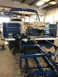 Mounting trolling motor on pontoon. Pin On Pontoon Boat Trolling Motor Mounts