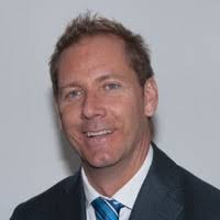 100+ perfiles de «Hecht»