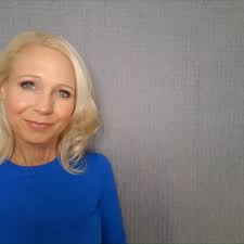 What do you think?!?#actor #actress #selftape #auditions #actorslife #onset  #actors #laactor #gatctv #lifetime #filmstrip #filmsetlife #behindthescenes