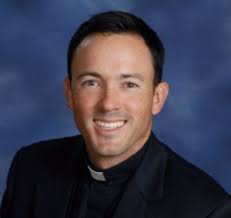 Comuníquese con la Oficina de Culto