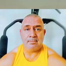 BREAKING: Sheikh Jassim could launch £8billion full takeover of Manchester  United. Sheikh Jassim of Qatar has re-emerged as a potential candidate for  a full takeover of Manchester United. Source: Football insider