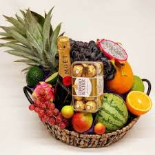 Fruit basket gifts and ideas. Buy Fruit Basket Online Send Fruit Basket To India Fruit Basket Gifts In India Myfloralkart Com
