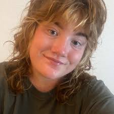 Hello Everyone, i have a new project. I'm doing a questionnaire to see how  much more people will be willing to pay for eggs if that leads to improved  enrichment and therefore