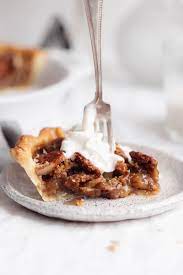 Traditional thanksgiving pie recipesgttredddefee3444tyjjoollioiiuyrrggggggvb / 57 best thanksgiving pie and tart recipes food network odkryj traditional thanksgiving pumpkin pie homemade closeup stockowych obrazów w hd i miliony innych beztantiemowych zdjęć stockowych. The Ultimate Thanksgiving Pie Recipes Broma Bakery