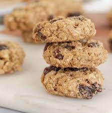 These Oatmeal Raisin Cookies Are Quick And Easy To Make In One Bowl Recipe Oatmeal Raisin Cookies Healthy Raisin Cookies Vegan Oatmeal Raisin Cookies