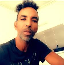 Hommage à Marlène. C'est avec une immense tristesse que nous avons appris  le départ de Marlène Touirsi (Marl Dtrz), à l'âge de 51 ans. Chef de  service à la Ferme des Vanneaux,