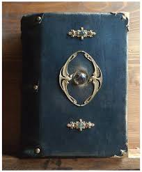 Starting spells (see spellbooks below): Green Thunder Wizard Spellbook Curse Of The Crimson Throne Obsidian Portal