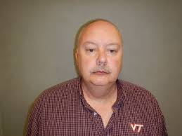 Abingdon police: Driver, passenger arrested after not reporting hit and run  crash