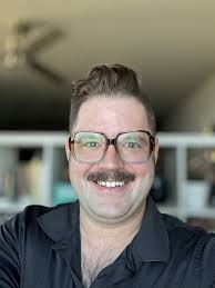 🗣 I'D RATHER BE DRY BUT AT LEAST IM ALIIIIIIIIIIIIVE #RainOnMe