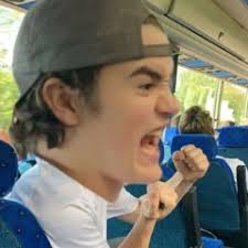 Stream Max Murdoch music