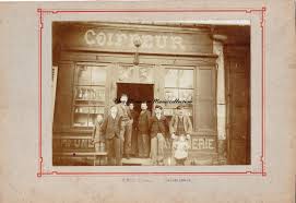 Photo 16 5 X 12 Coiffeur Augustin Moreau Parfumerie Devanture Photographe Biaud Chateauroux Http Www Delcampe Fr Page It Devanture Coiffeur Petits Commerces