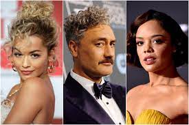 Taikia waititi, rita ora and tessa thompson were all photogrpahed kissing on a balcony in sydney over the weekend and we're jealous of all 3. Yfmyfhqi Hlwvm