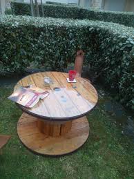 Mon Deuxieme Touret Renove Le Bois Etait Tres Propre J En Ai Fait Une Table Basse Reversible Elle P Table Basse Touret Faire Une Table Faire Une Table Basse