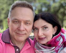 Сгорел сарай — гори и хата? Как не наломать дров, когда захлестывает  негатив❓ 🔹Негатив — это естественно Мы неизбежно сталкиваемся с разными  ситуациями. Иногда с тяжелыми, неприятными, провоцирующими. Когда мы в  негативном