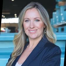 Tory Lyons's Instagram, Twitter & Facebook