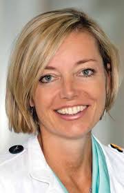 The World's Monumental Achievements These Therapists Provide Needed Paws