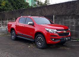 With three rows of seating and up to 94.7cu.ft. Harga Terkini Double Cabin Chevrolet Colorado Di Indonesia Juni 2019 Gridoto Com