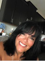 Hope all my Fabulous ladies had a great Halloween weekend! Let the new week  begin💋