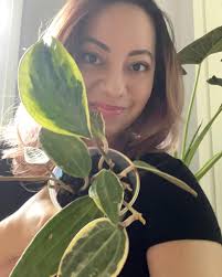 East coast ladies, how are you and your plants doing? #snowblizzard ❄🌿❄🪴I  know some people lost power 😢