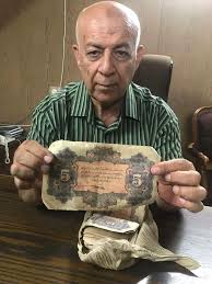 قالوا إذا تمكنا من العودة سنستعيدها صور جنود عثمانيون تركوا هذه النقود أمانة عند عائلة التاجر الفلسطيني راغب حلم Palestine History Palestine Arabic Words