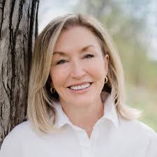 Nancy Weatherhead's Instagram, Twitter & Facebook